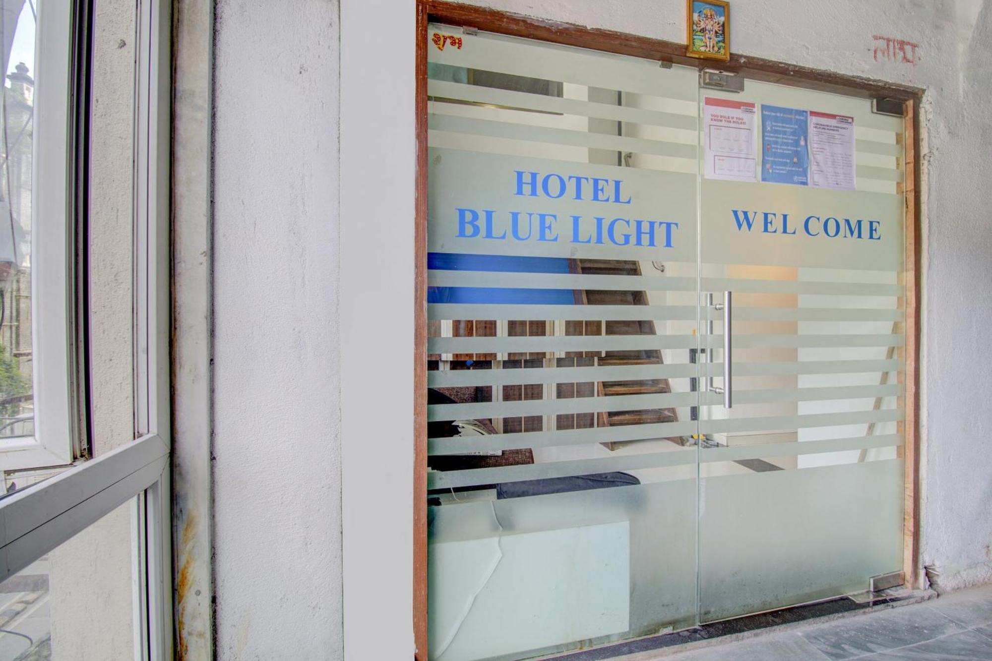 OYO 75262 Hotel Blue Light Mumbai Exterior foto